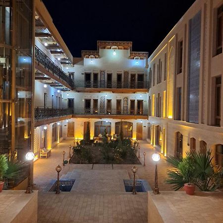 Caravan Plaza Inn Boutique Bukhara Bagian luar foto