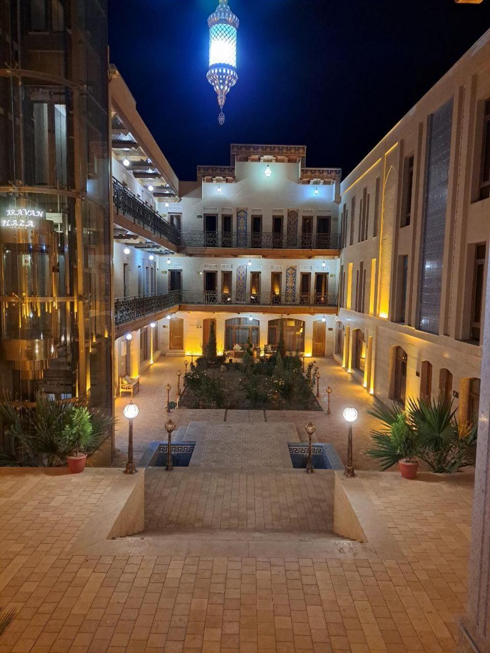Caravan Plaza Inn Boutique Bukhara Bagian luar foto